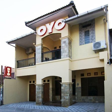 Oyo 931 Dara Dewi Homestay Yogyakarta Exterior foto