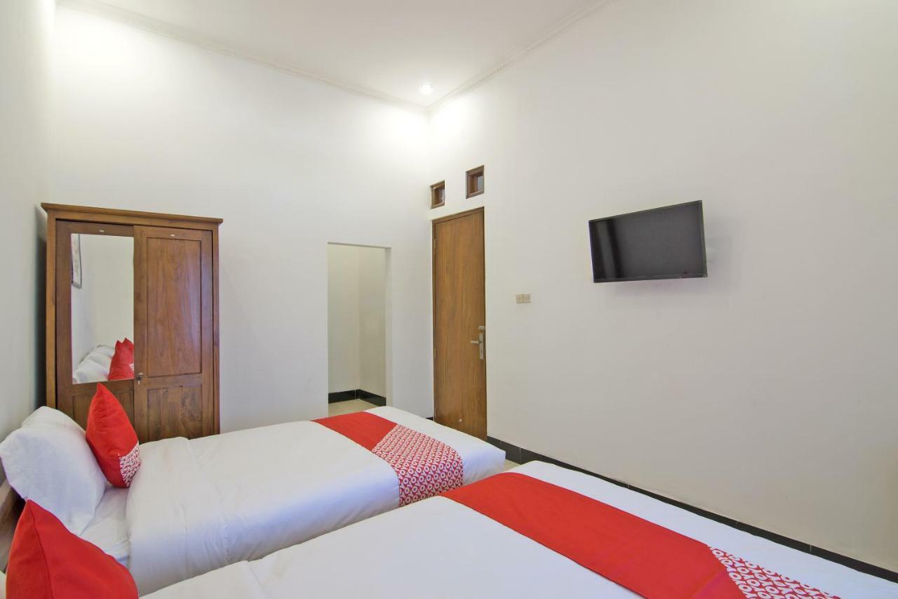 Oyo 931 Dara Dewi Homestay Yogyakarta Exterior foto
